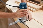 Фрезер BOSCH GKF 600